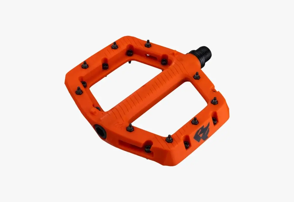 Chester pedal orange